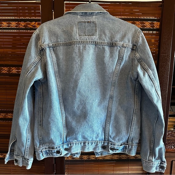 Levi’s trucker jacket - Picture 2 of 10